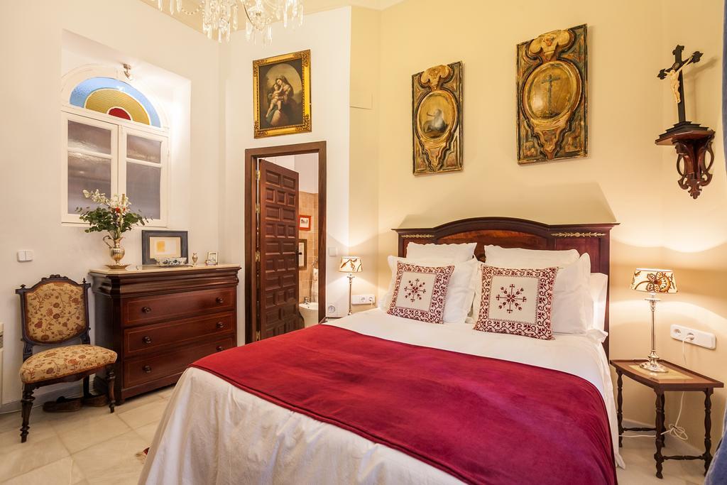 Casa Senorial En Centro,calle Marmoles * Seville